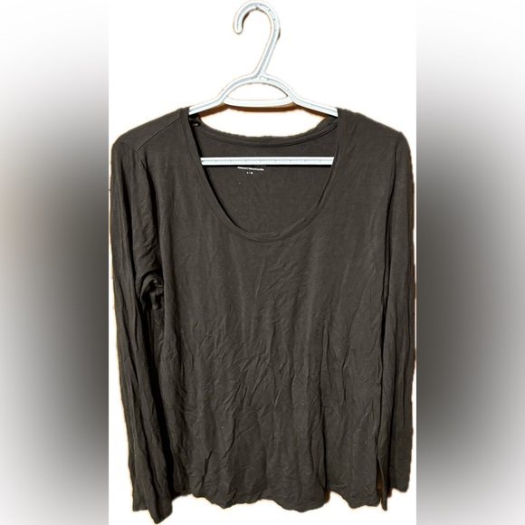 Denver Hayes Tops - Denver Hayes Olive Green Rayon Relaxed Long Sleeve Tee